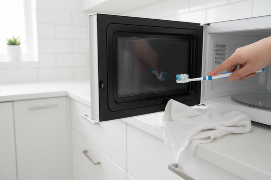 How to Clean Microwave Door Seal