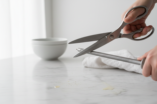 How to Sharpen Kitchen Scissors