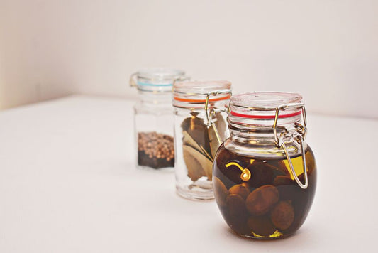 The Budget-Friendly Oil Pantry: How to Buy, Store, and Cook Smart Without Breaking the Bank