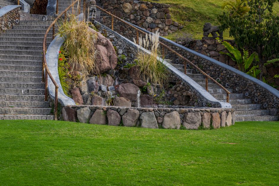 Budget-Friendly Hardscaping: Transform Your Yard Without Breaking the Bank