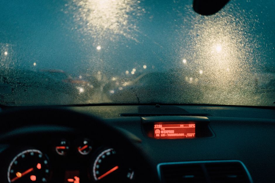 Essential Tips for Driving in Heavy Rain: Prepare, Survive, and Recover