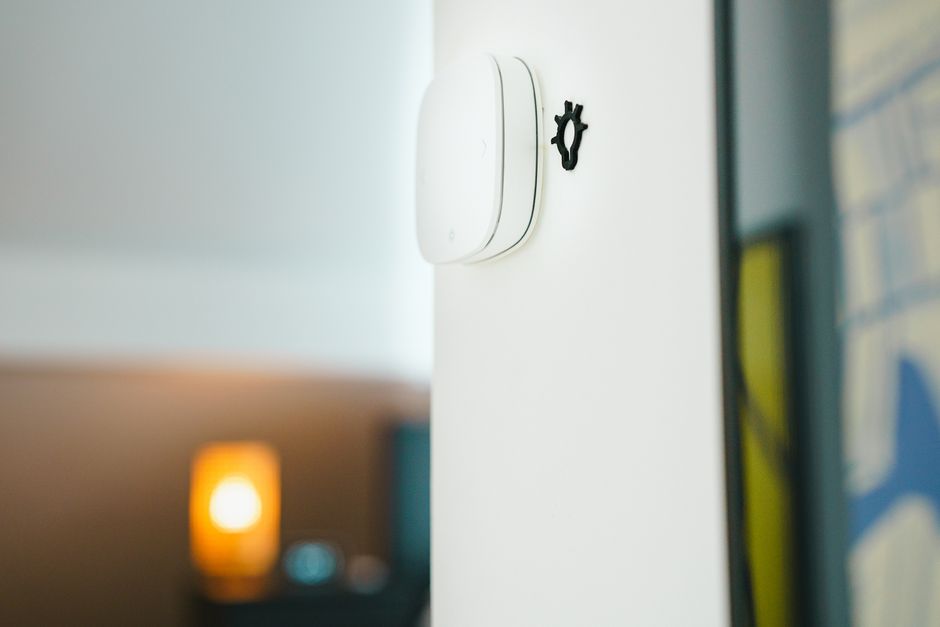 Beginner's Step-by-Step Guide to Smart Home Installation