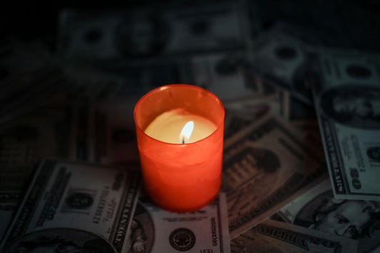 The Candle Lover's Guide to Saving Money on Aromatherapy Without Sacrificing Quality