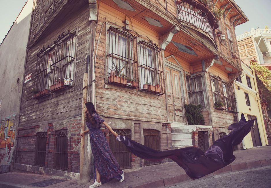 How to build a capsule wardrobe for indefinite travel