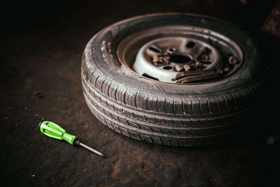 How to Fix a Flat Tire on a Busy Highway When You Have No Cell Service