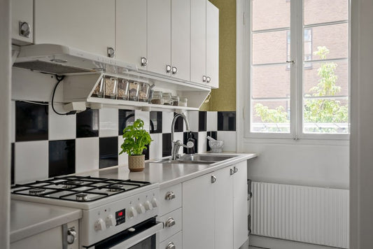 The Complete Guide to Small Kitchen Organization: Transform Your Cooking Space Without Renovation