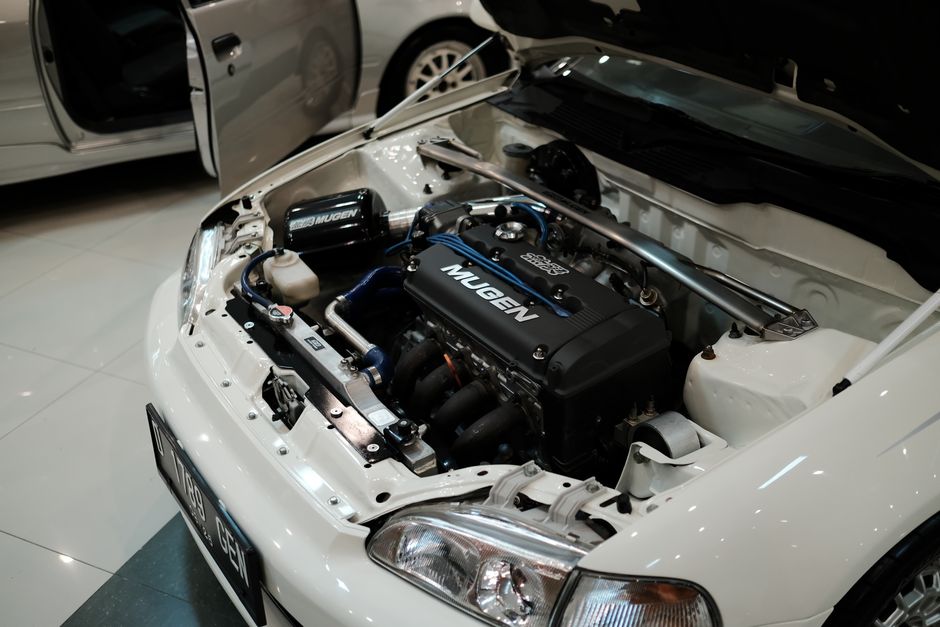 One Weekend Garage Tune-Up: A Complete Guide to Organizing and Upgrading Your Space