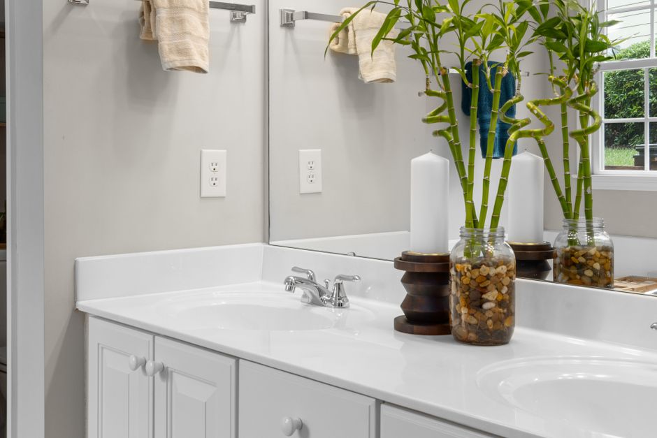 Transform Your Bathroom Storage in One Weekend: A Complete System for a Clutter-Free Oasis