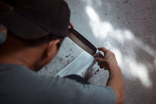 How to Use a Knife Sharpening Stone: Step-by-Step Guide for Precise Edges