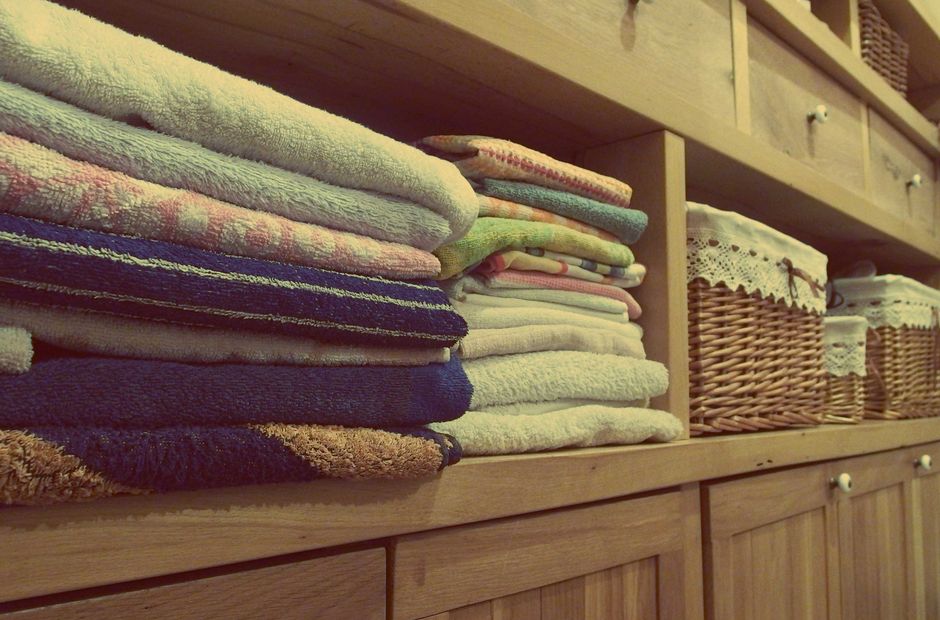 Before and After: How to Transform Your Linen Closet From Chaos to Calm
