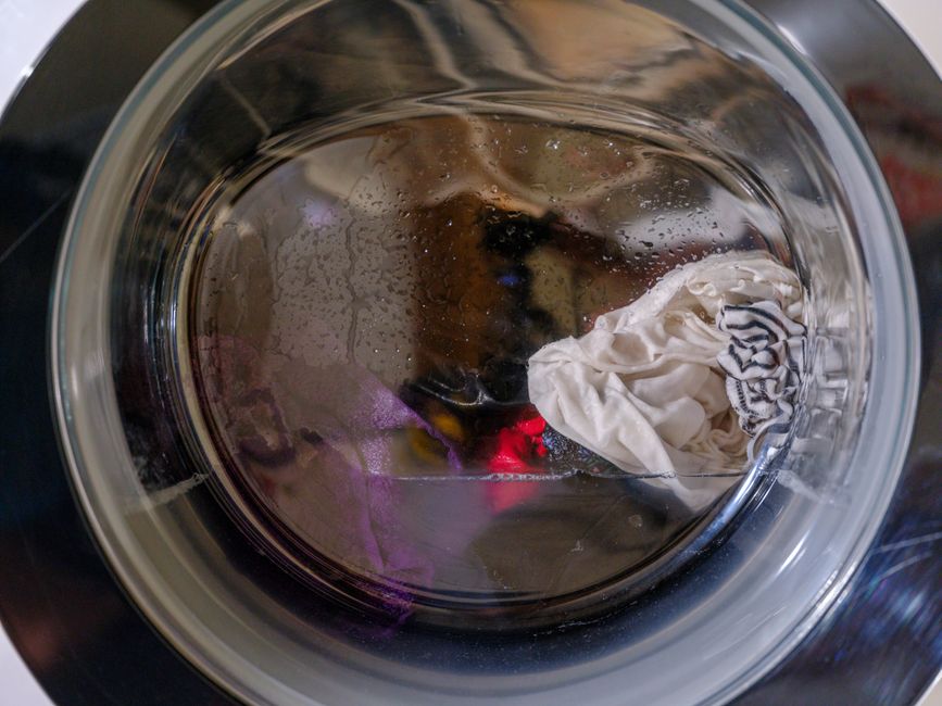7 Common Washing Machine Cleaning Mistakes You’re Probably Making