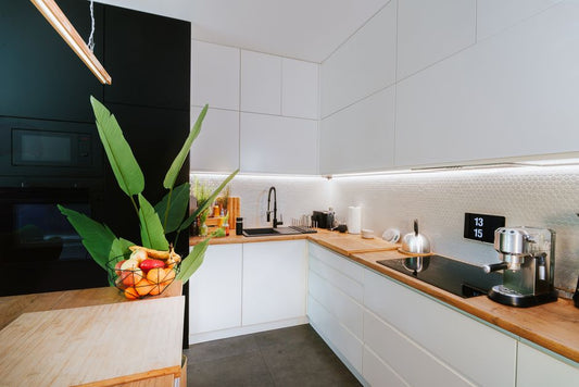 How to Transform a Dull Rental Kitchen with No-Damage Decorating and Smart Energy-Saving Upgrades