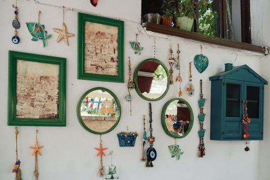 The Complete Step-by-Step Guide to Hanging Mirrors and Artwork for Beginners