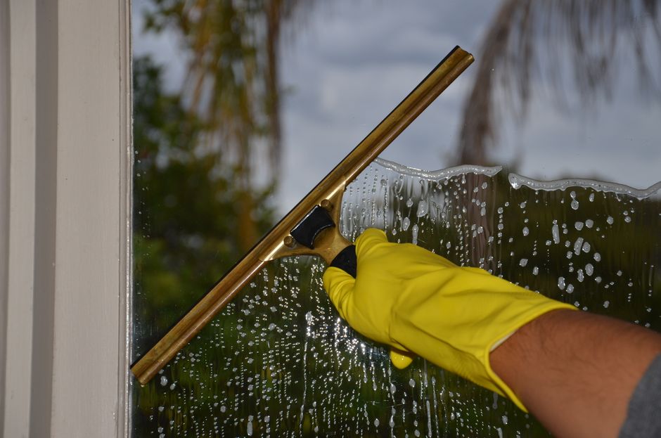How to Clean Windows Like a Pro: A Step-by-Step Guide to Streak-Free Results