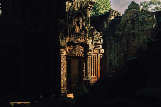 How to Plan a Minimalist Digital Nomad Trip: 10 Steps for Slow Travel on a Budget