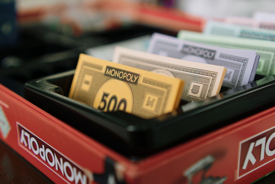 How to Turn Family Energy-Saving into a Fun Game That Cuts Bills