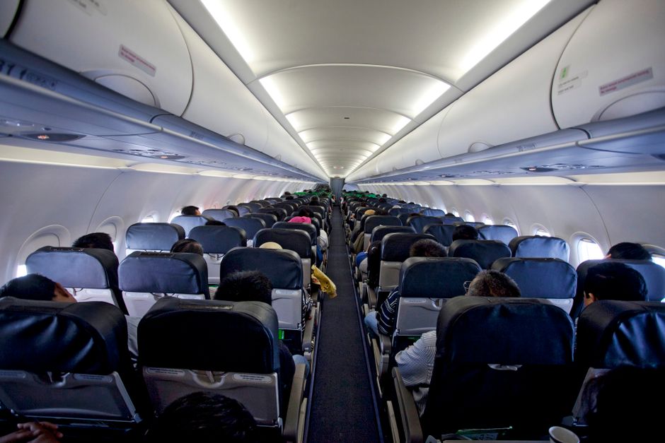 5 Common Mistakes to Avoid on Long Flights That Most Travelers Overlook