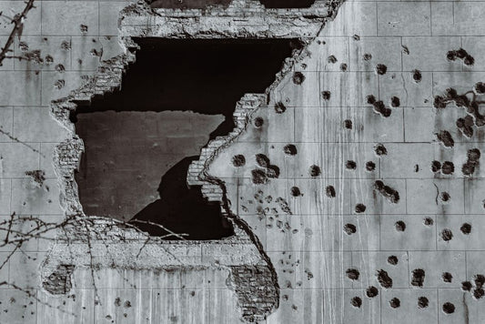 How to Patch a Large Hole in Drywall Like a Pro: Step-by-Step No-Damage Guide