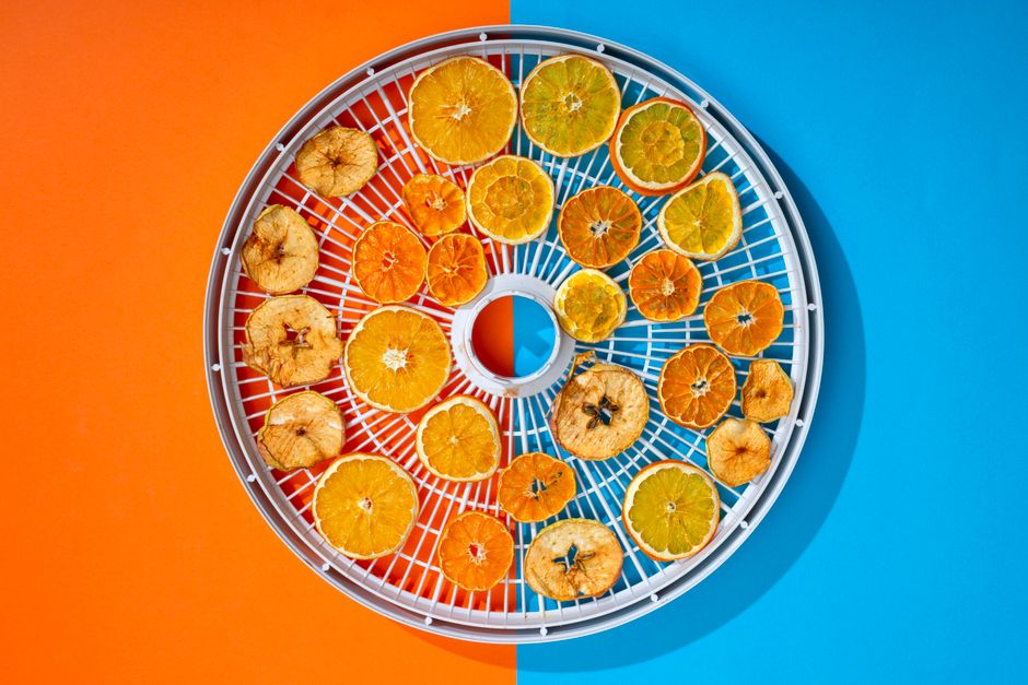 How to Dehydrate Food Without a Dehydrator: Simple Methods for Preserving Fruits, Vegetables, and Herbs