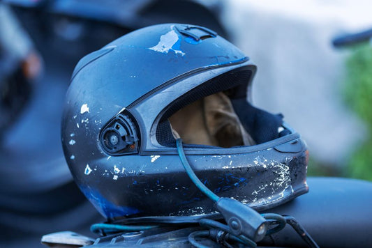 How to Deep Clean a Motorcycle Helmet Visor Without Scratches