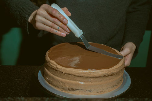 Family Cake Decorating: Essential Tools and Setup for Baking Together