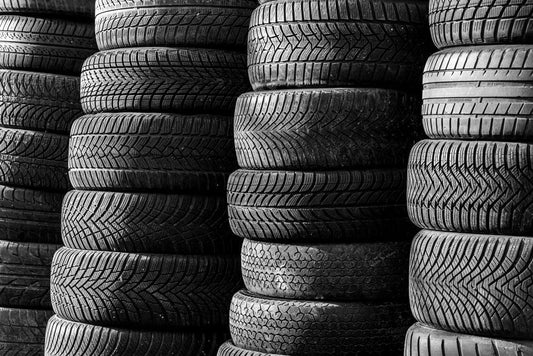 Solo Road Trip Tire Care: What to Carry and How to Use It
