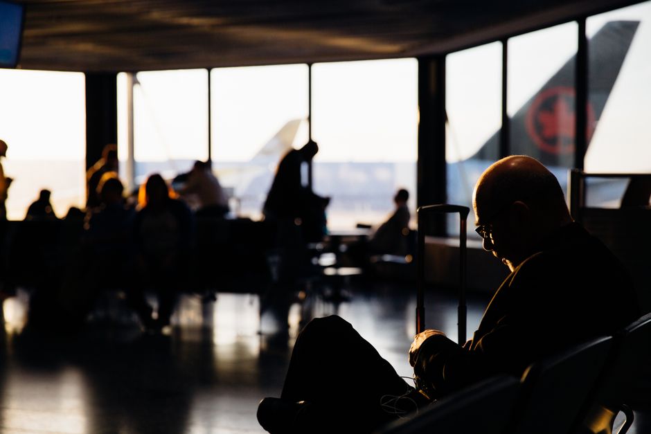 The Jet Lag Recovery System: Essential Gear for Long-Haul Travelers