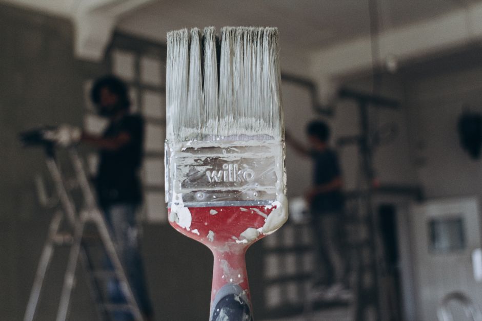 The Solo Homeowner’s Tool System: How to Fix, Paint, and Weatherproof Your Home Without Hiring Help