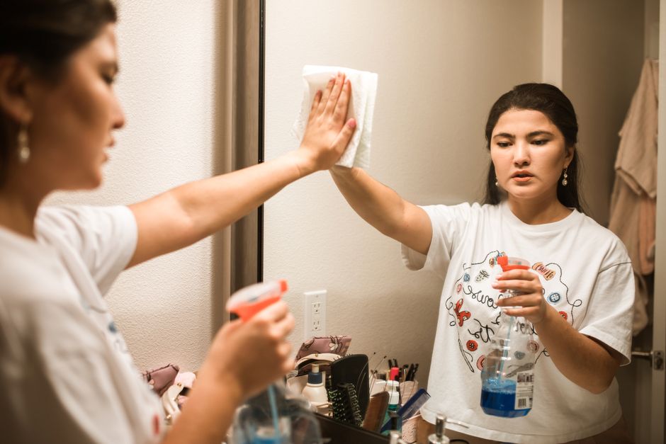 Deep Cleaning Checklist: 9 Critical Mistakes You're Making That Keep Your Home Dirtier