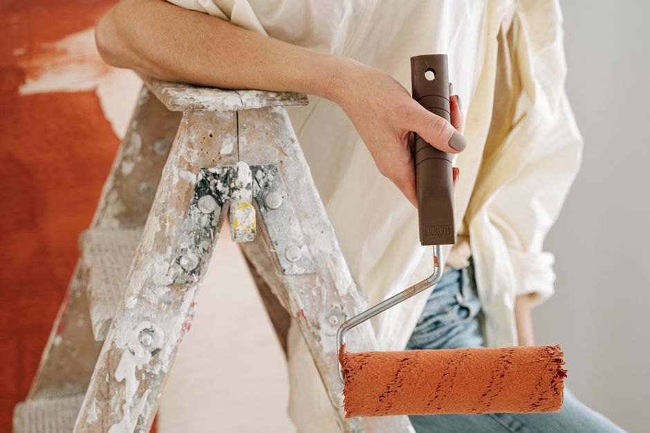 Essential Safety Tips for Wallpaper and Wall Treatment Projects: Protect Yourself Before You Transform Your Walls