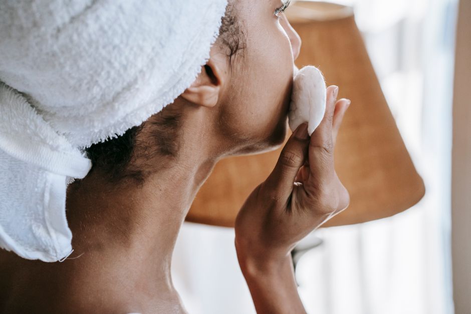 The Complete Guide to Sensitive Skin Care for Beginners: Building a Routine That Works