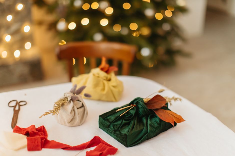 The Complete Guide to Eco-Friendly Gift Wrapping: Sustainable Swaps That Actually Work