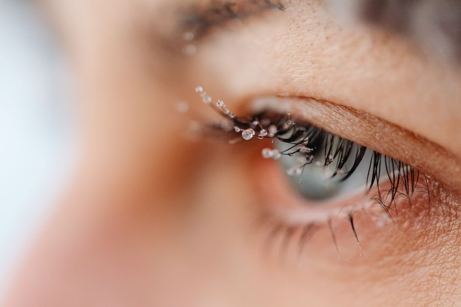 The Summer Dry Eye Survival Guide: Beat the Heat Without Sacrificing Comfort
