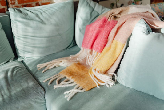 How to Remove Musty Smells from Vintage Wool Blankets Without Ruining Them