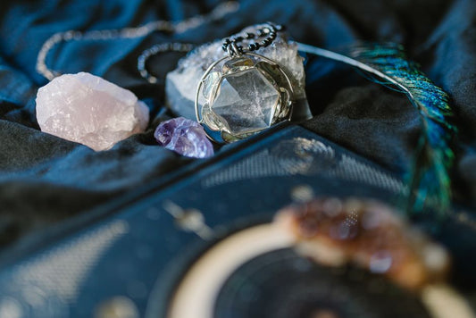 The Digital Nomad's Guide to Crystal Clear Energy and Zero Tech Headaches