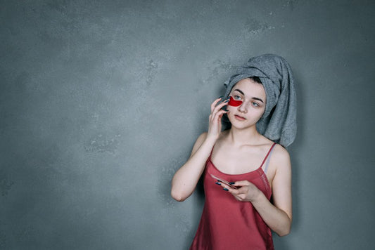 Why Eye Strain Worsens After 40: A Complete Self-Care Guide for Women