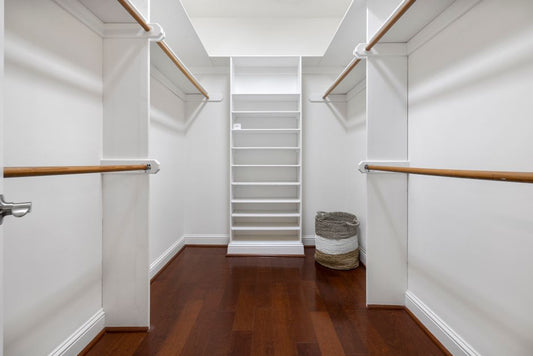 How to Organize a Small Walk-In Closet Without Major Renovation