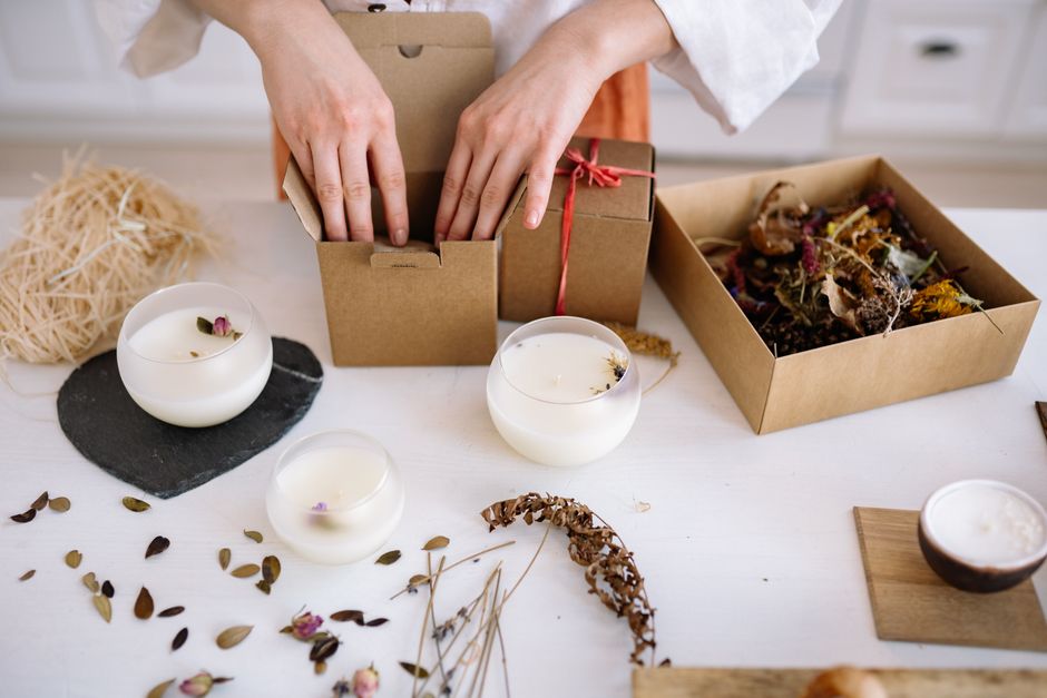 The Complete Guide to Zero Waste Candles: Natural Aromatherapy Without the Packaging Waste