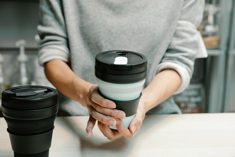 The Compact Zero-Waste Kitchen: Essential Reusable Coffee Cup Strategies for Small Apartments