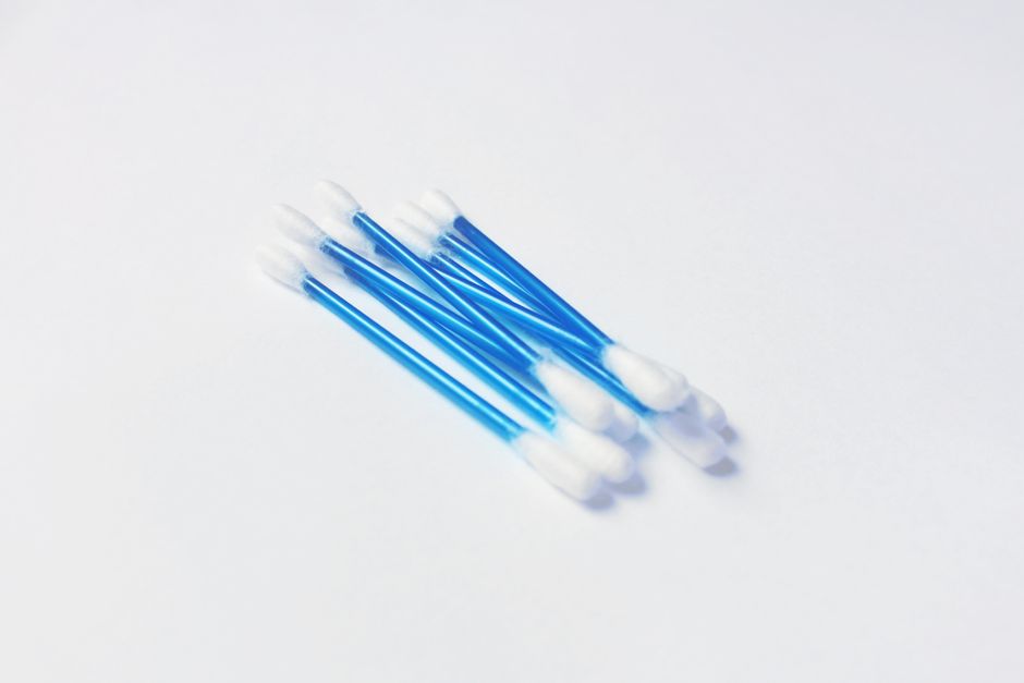 Smart Ear Care on a Shoestring: Essential Hygiene Without the Expense