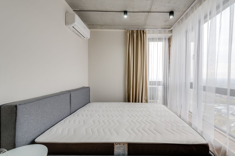 The Complete Guide to Mattress Cleaning: How to Prevent Buildup for a Healthier Sleep Surface