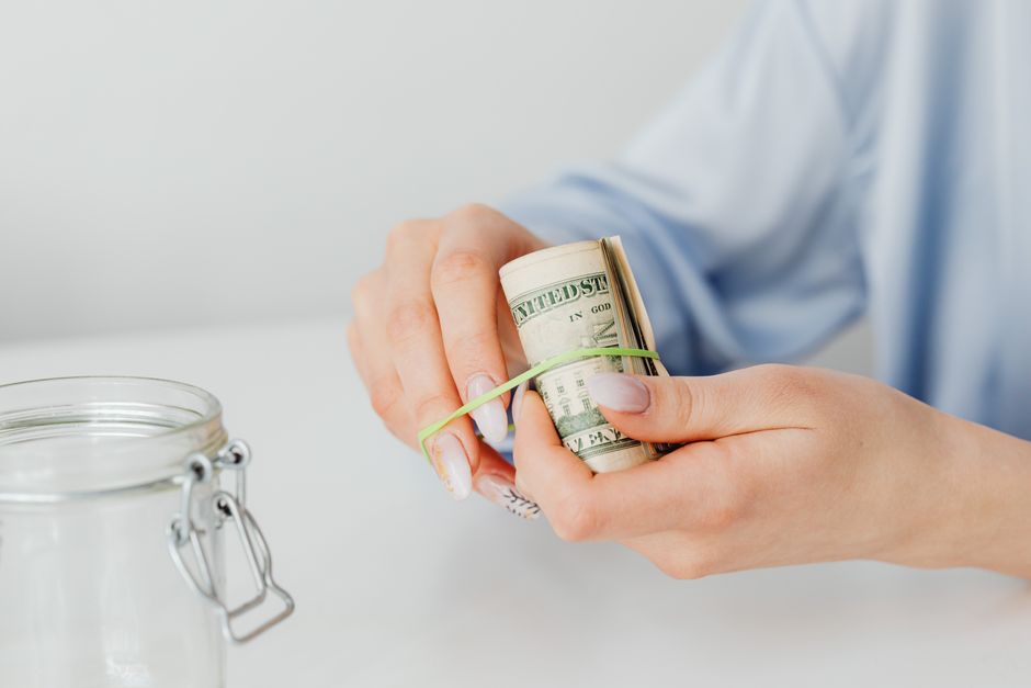 Zero Plastic on a Shoestring: Budget Swaps That Actually Save Money