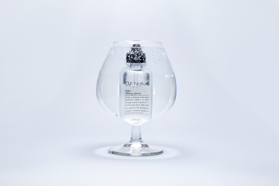 The Hydration Reset: Water Intake Strategies for Oily Skin That Actually Balance Sebum Production