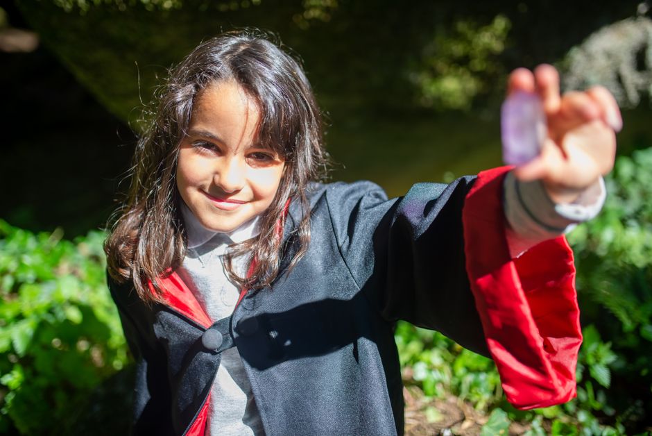 How to Turn Weed Control Into a Fun Outdoor Activity for Kids