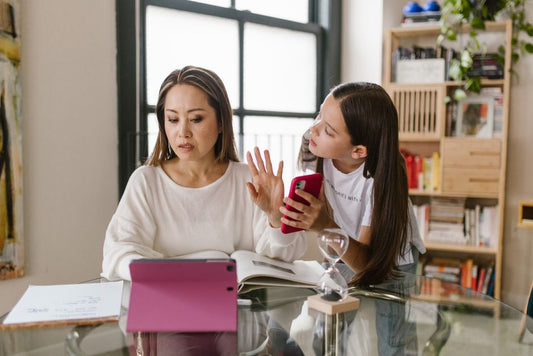 How to Prevent and Manage Digital Eye Strain from Screen Time