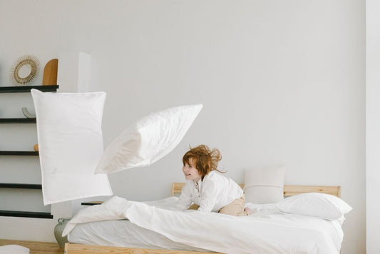 How to Safely and Effectively Clean Pillows Without Damaging Them