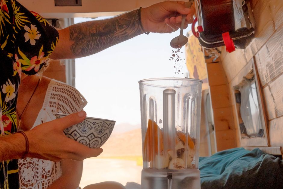 How to Eat Healthy on the Road Without Ruining Your Vacation