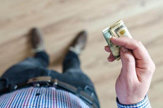 The Art of the Empty Pocket: How the Right Travel Gear Saves You Money Abroad