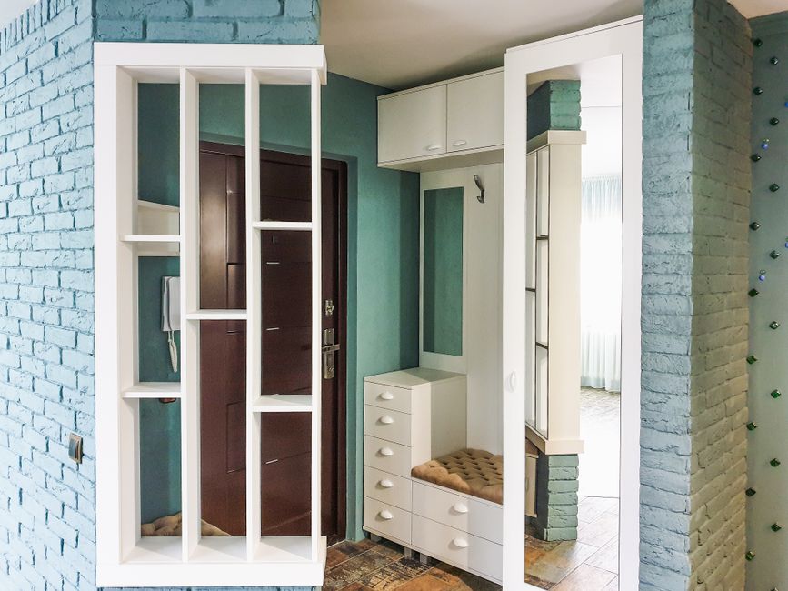 How to Maximize Small Apartment Storage: Clever Solutions for Every Room