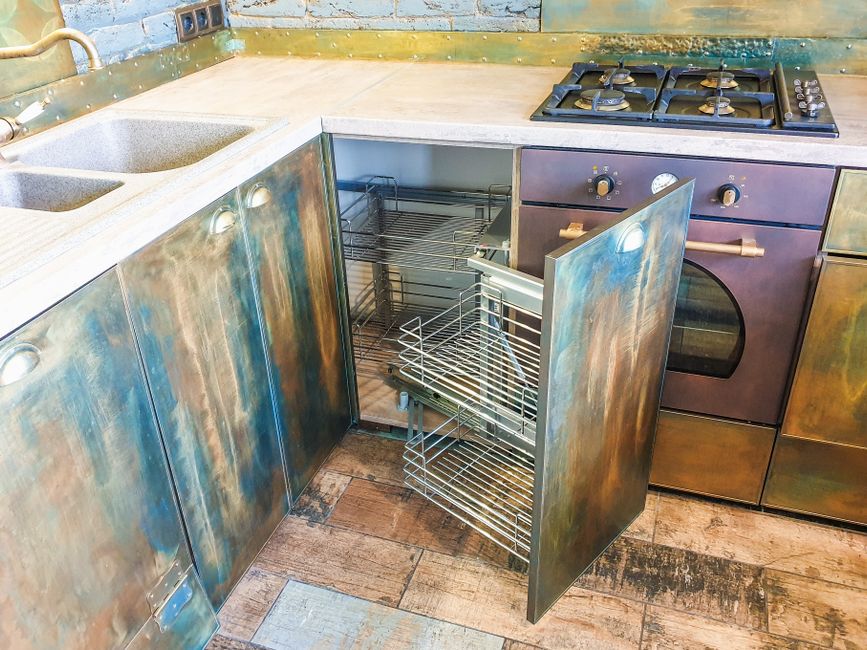 Common Mistakes to Avoid When Painting Kitchen Cabinets: A Complete Guide to a Professional Finish